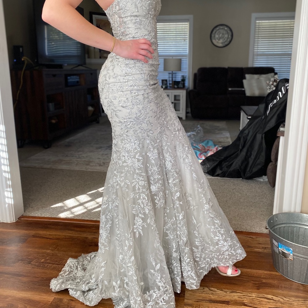 Jovani Formal Lace Dress Silver Size 00